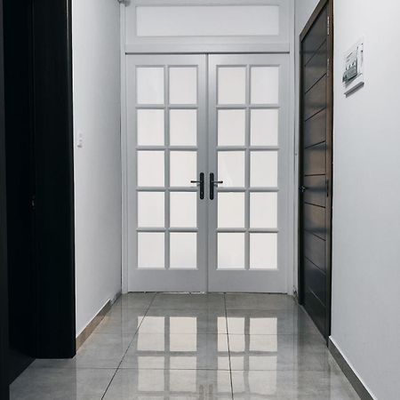 Fairwinds - Double Room With Ensuite - Luqa Airport - Self Check In & Out Available Dış mekan fotoğraf